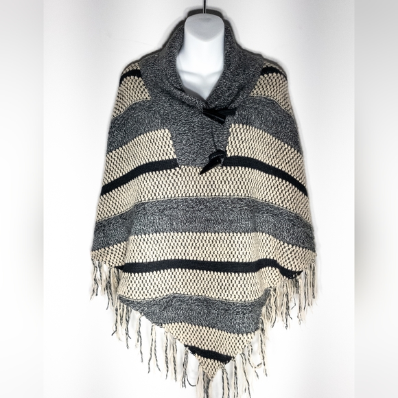 Frazzle Striped Knit Poncho - Picture 2 of 6